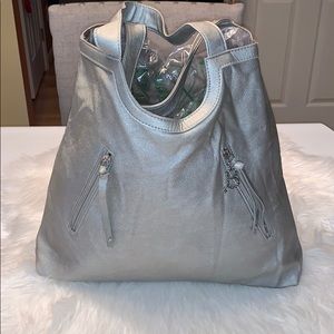 Pebbled silver vegan leather Beyoncé tote